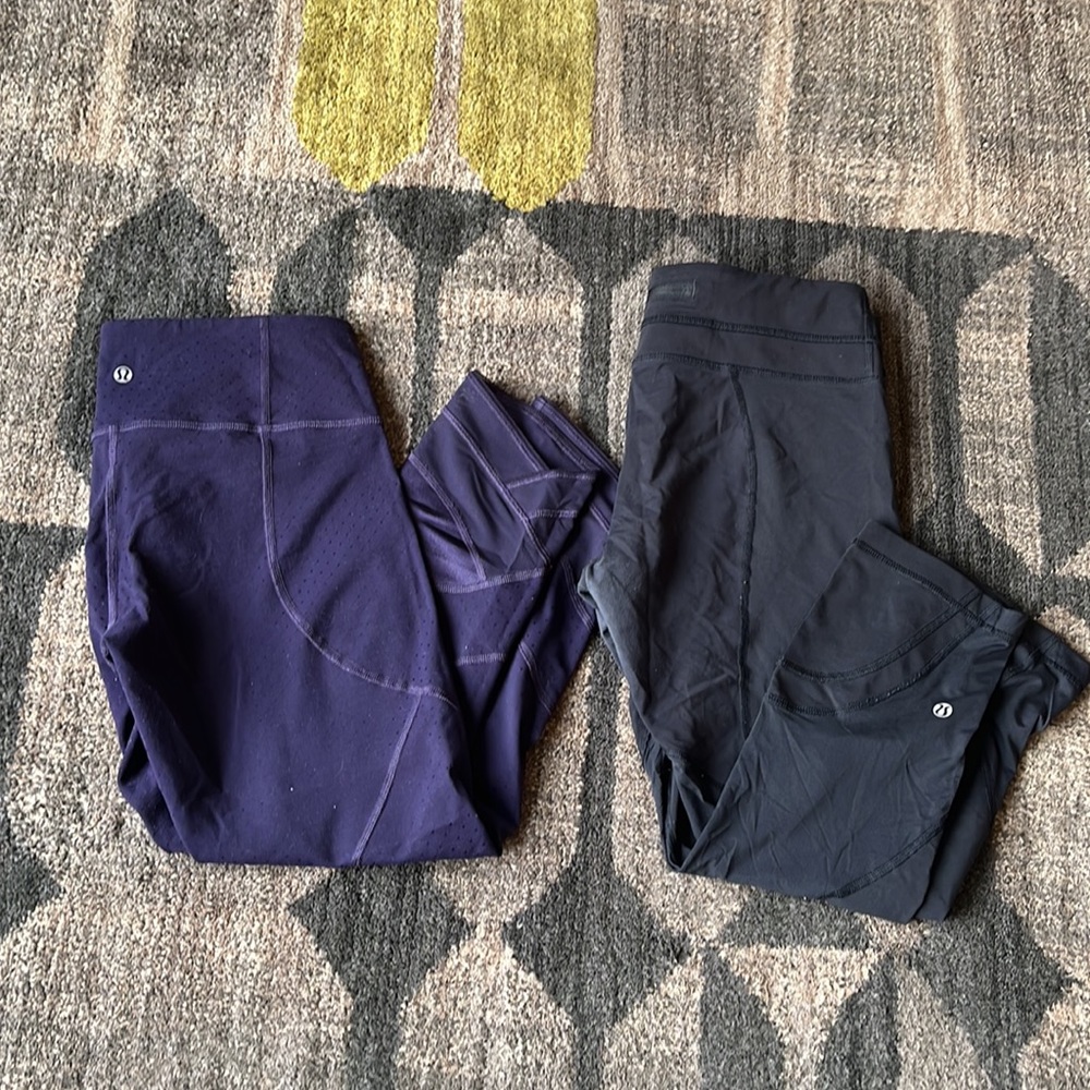 2 pairs Lululemon cropped leggings